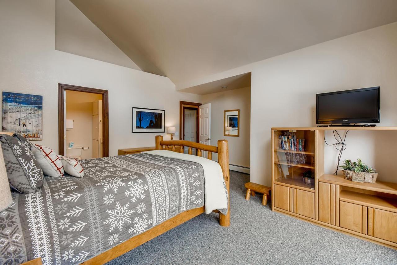 Pinecreek #F - 3 Bedroom - Close To Town - Shuttle To Slopes - Pool And Hot Tub Access Breckenridge Zewnętrze zdjęcie